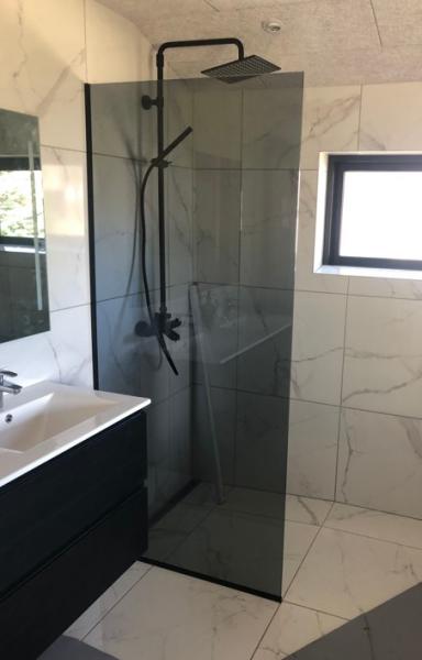 Tillægspris pr. glas i grå