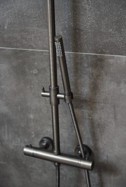 Cassøe Lago komplet brusesystem Ø250 - Gunmetal Cassøe Lago komplet brusesystem Ø250 - Gunmetal