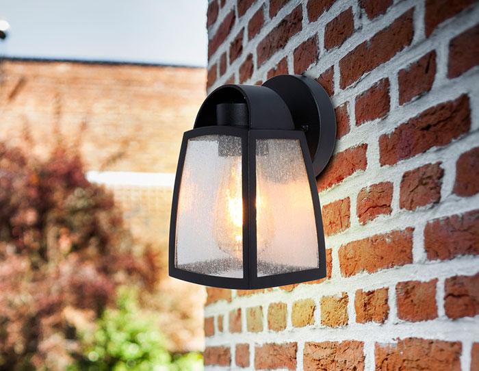 Lutec Tradition Kelsey udendørslampe til væg m/regnglas - Lille - Mat sort