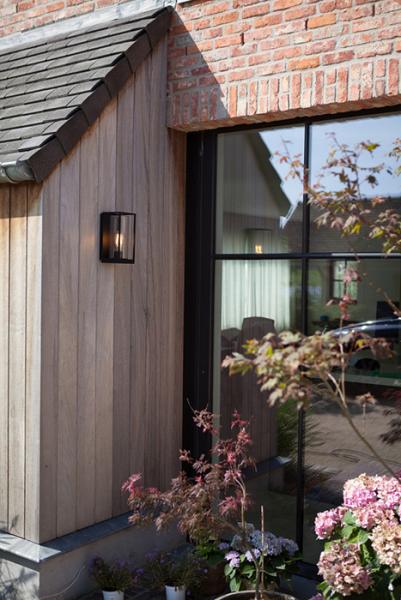 Lutec Tradition Flair 2 udendørslampe til væg - Mat sort