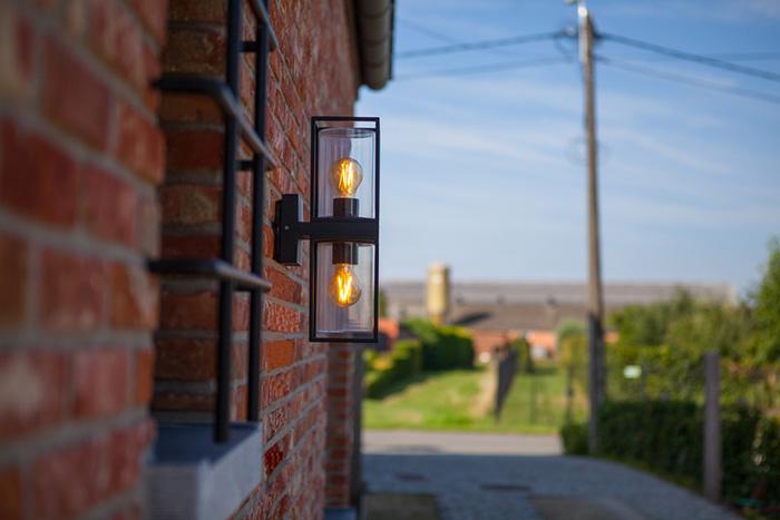 Lutec Tradition Flair dobbelt udendørslampe til væg - Mat sort Lutec Tradition Flair dobbelt udendørslampe til væg - Mat sort