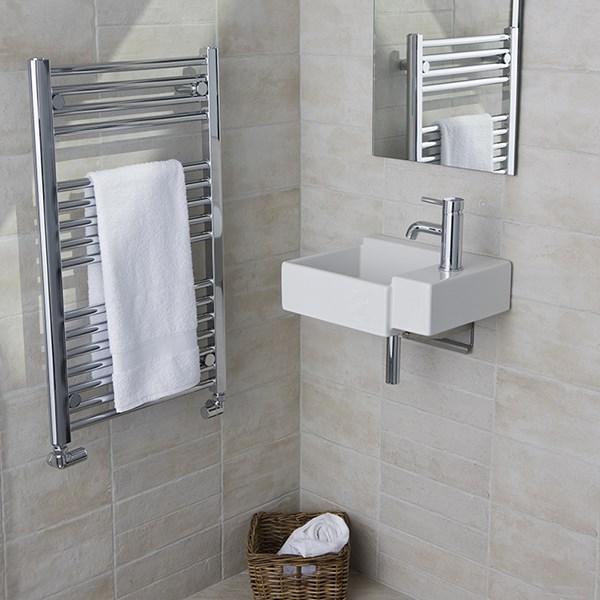Strømberg Asola håndklædetørrer - 48x121 cm - Krom