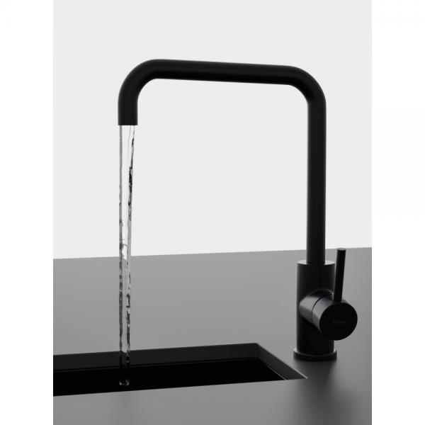 Primy Square Køkkenarmatur - Shadow Primy Square Køkkenarmatur - Shadow