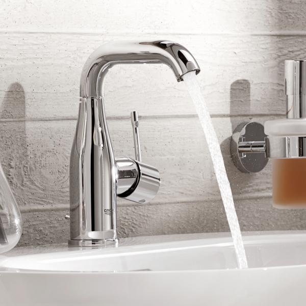 Grohe Essence New M håndvaskarmatur m/bundventil - Børstet warm sunset Grohe Essence New M håndvaskarmatur m/bundventil - Børstet warm sunset